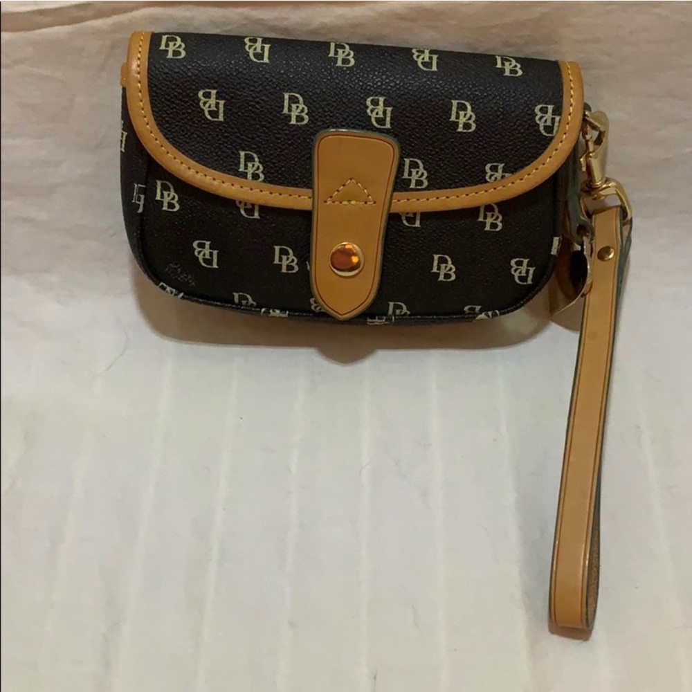 Dooney and Bourke Logo Wristlet
